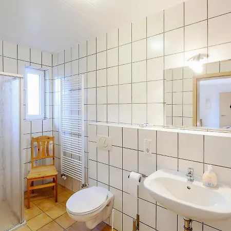 Semesterbostad Spacious Holiday In With Terrace