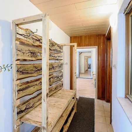 Spacious Holiday In With Terrace Semesterbostad
