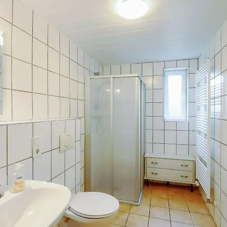 Semesterbostad Spacious Holiday In With Terrace